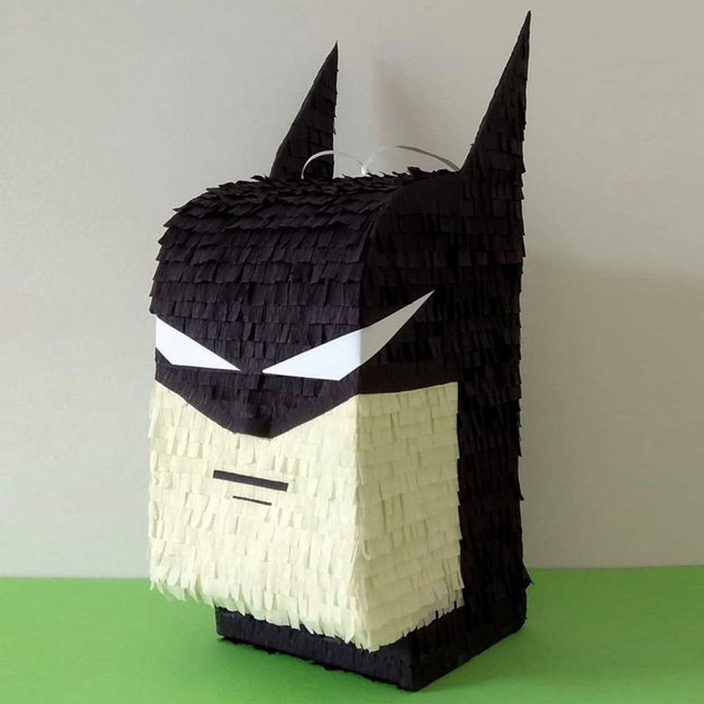 BATMAN PINATA