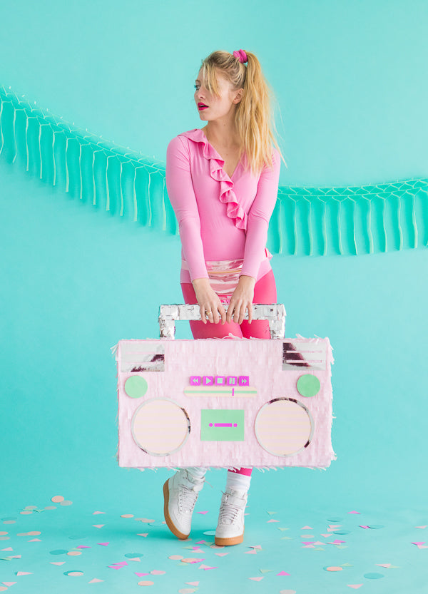 80'S STYLE BOOMBOX PINATA
