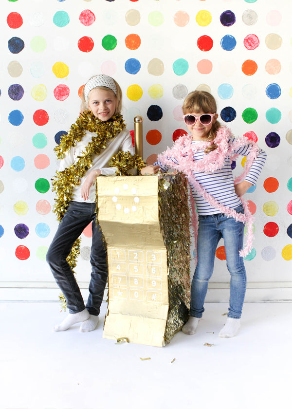 GIANT CELL PHONE PINATA
