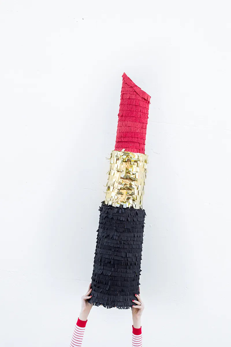 LARGE LIPSTICK PINATA