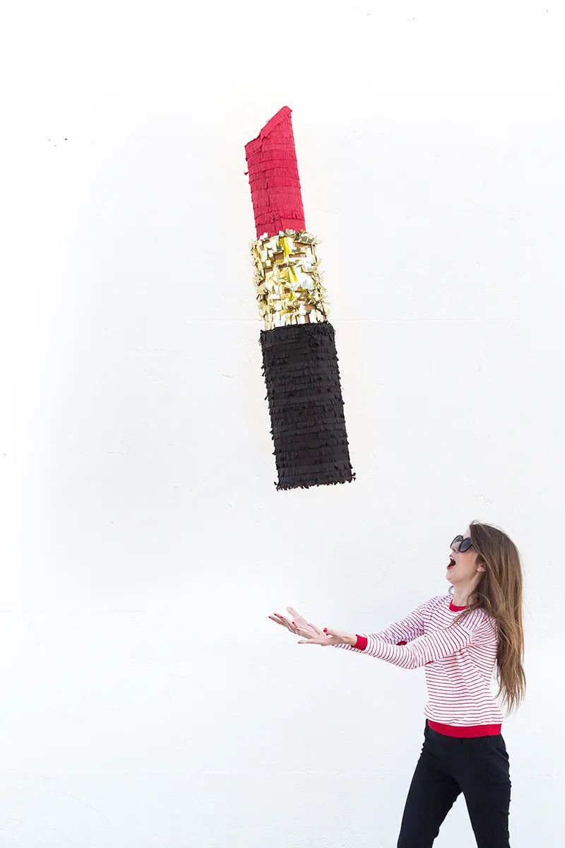 LARGE LIPSTICK PINATA