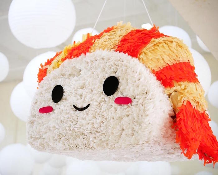 SUSHI PINATA