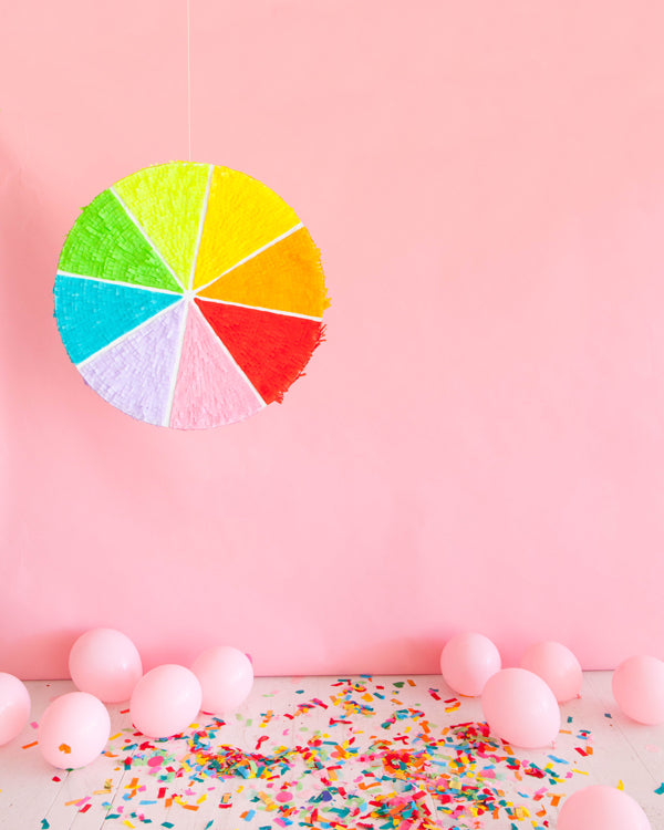LARGE COLOR WHEEL PINATA